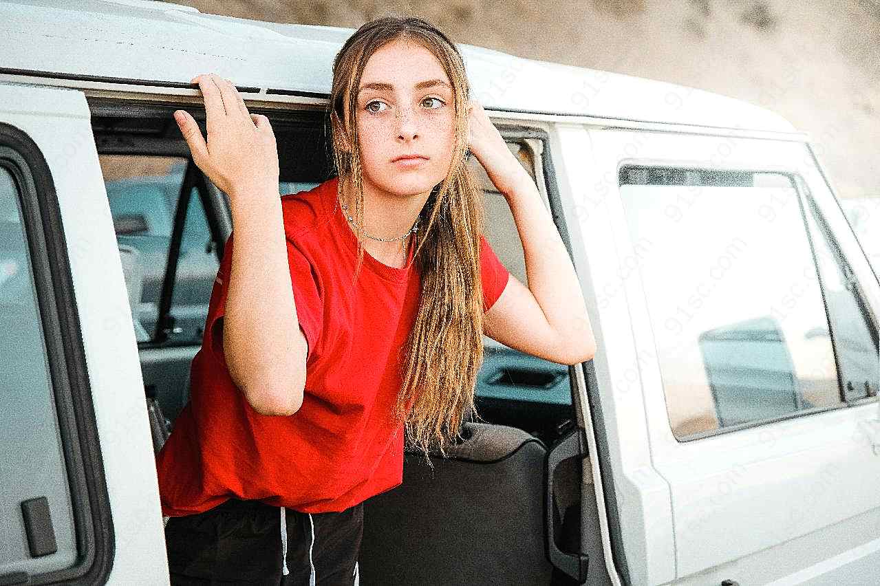 欧美休闲美少女图片人物摄影